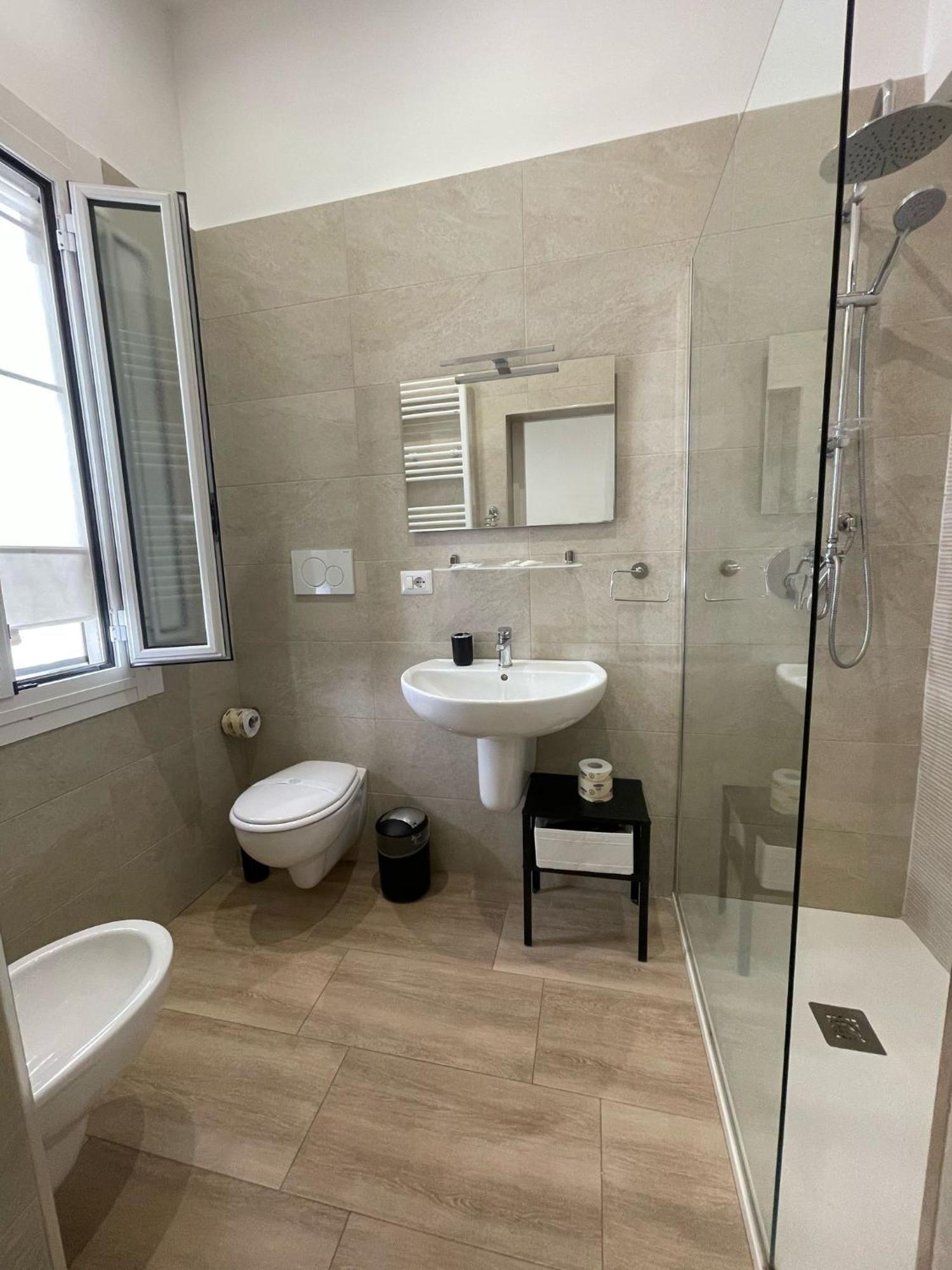 Rosas Guest House - La Cementina Бари Экстерьер фото